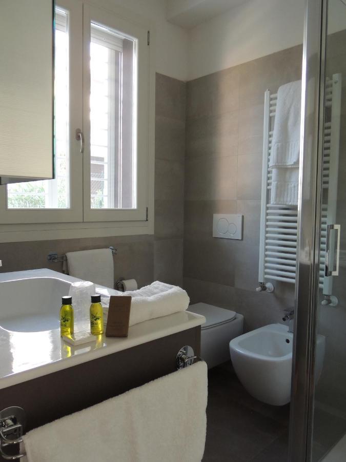 Maisonette Modena Park エクステリア 写真