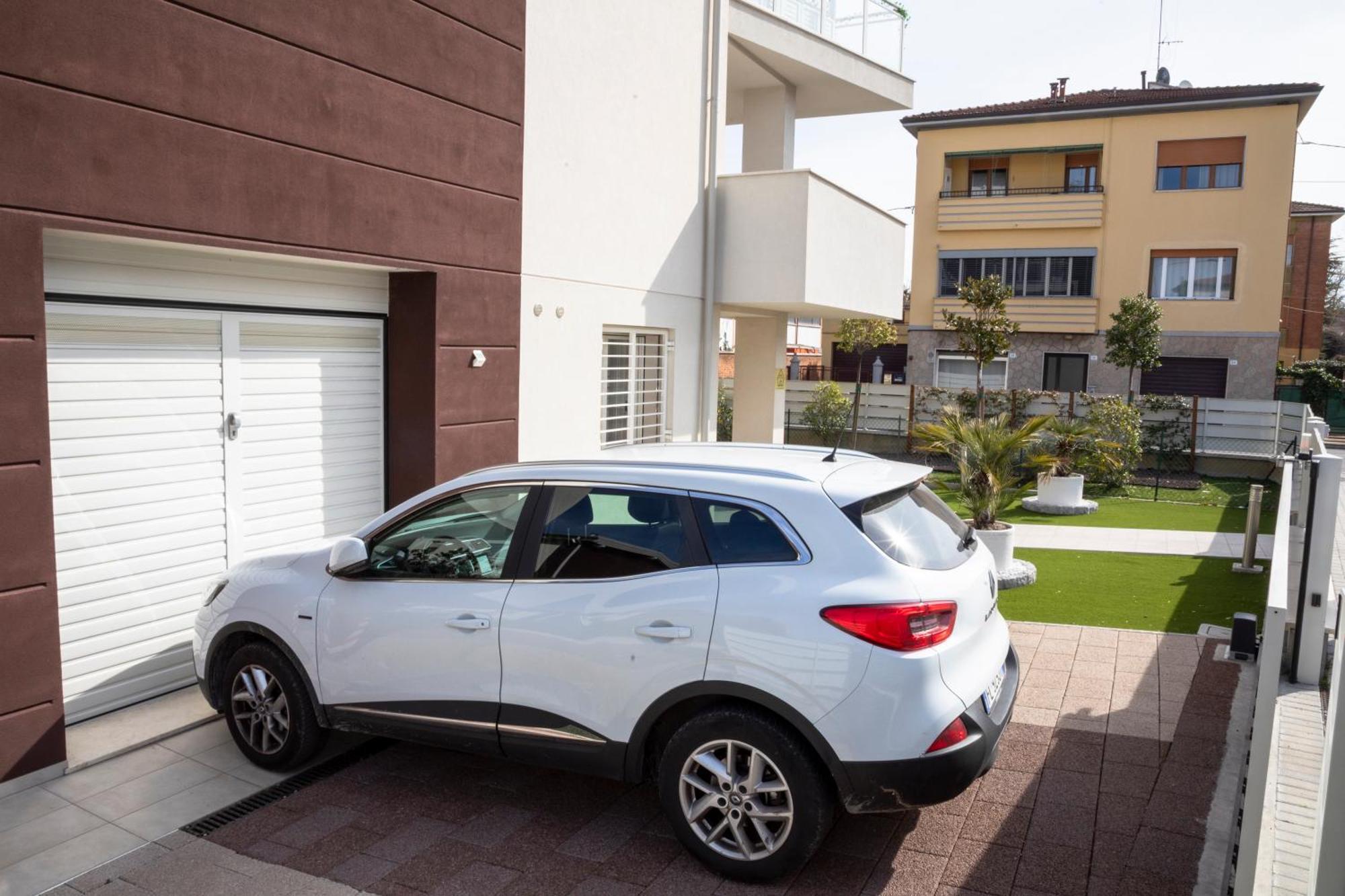 Maisonette Modena Park エクステリア 写真